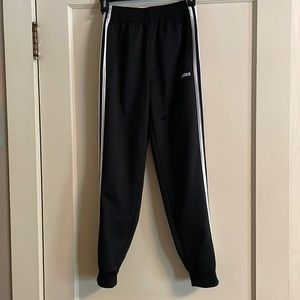 Adidas joggers size 10-12. Excellent condition